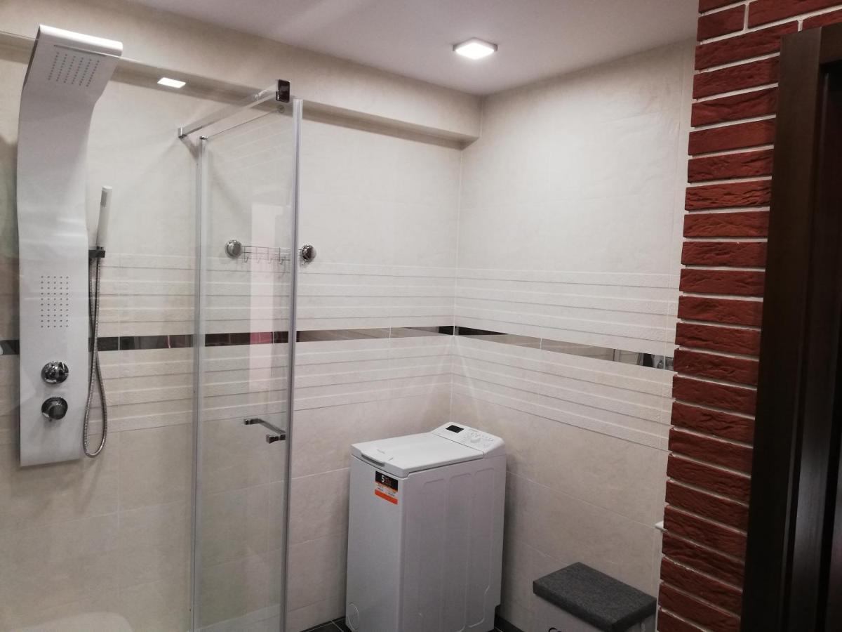 Apartament 80M2 Z 70M2 Tarasem -W Pelni Wyposazony - Wyjatkowe Centrum Miasta Wloclawek Exterior foto