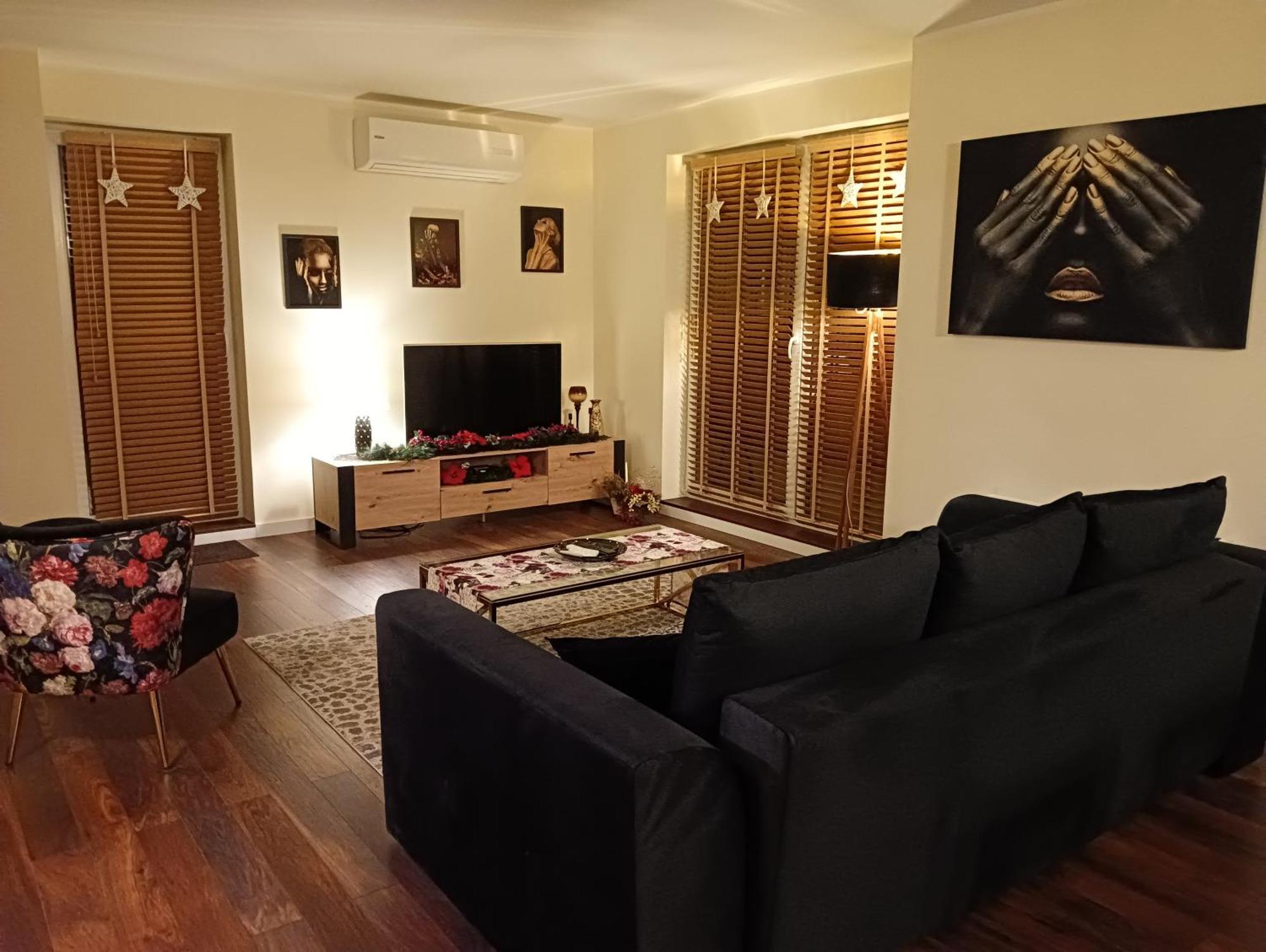 Apartament 80M2 Z 70M2 Tarasem -W Pelni Wyposazony - Wyjatkowe Centrum Miasta Wloclawek Exterior foto